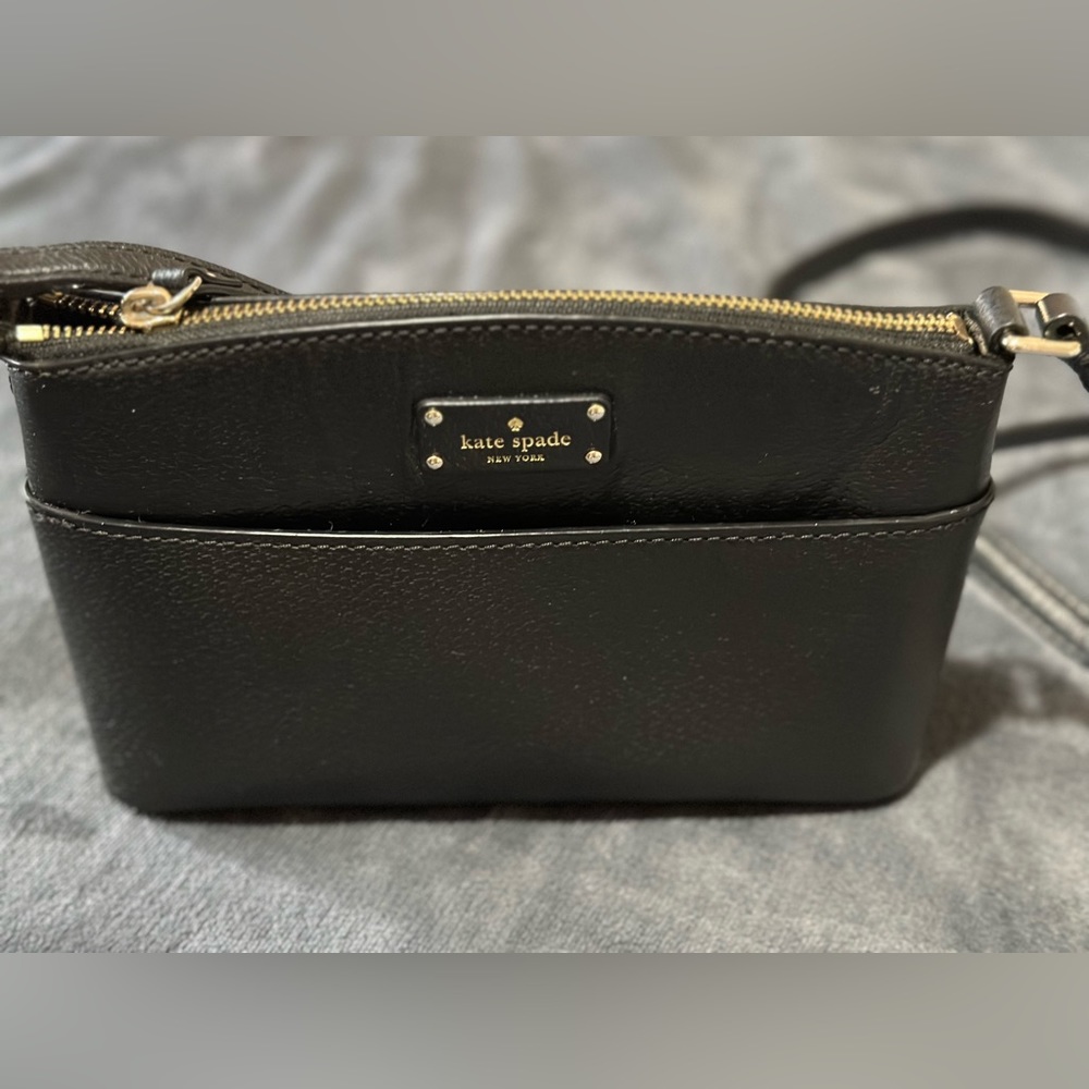 Good preowned condition Crossbody